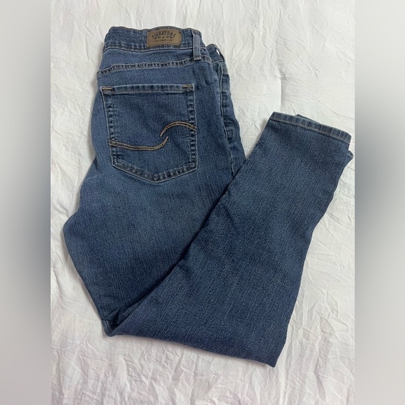 Signature by Levi Strauss & Co Modern Boot Cut Women’s Size 14 S/C - Picture 2 of 15